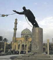 Sadam Statue